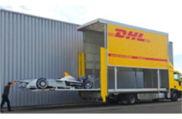 40 гоночных болидов DHL доставила в Москву на первый в истории автоспорта чемпионата  FIA  Формула Е