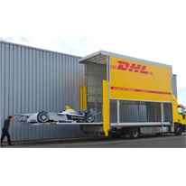 40 гоночных болидов DHL доставила в Москву на первый в истории автоспорта чемпионата  FIA  Формула Е