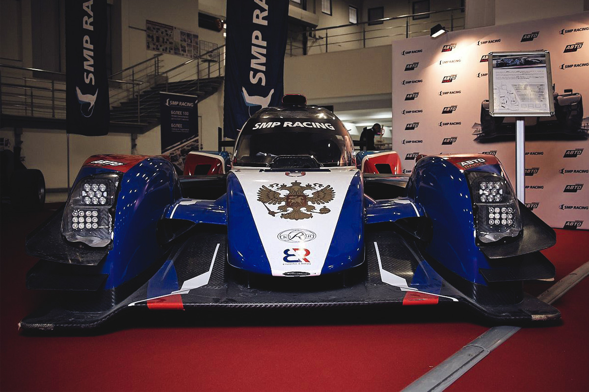 Авто Плюс и SMP Racing на Санкт-Петербургском международном автомобильном салоне 2019