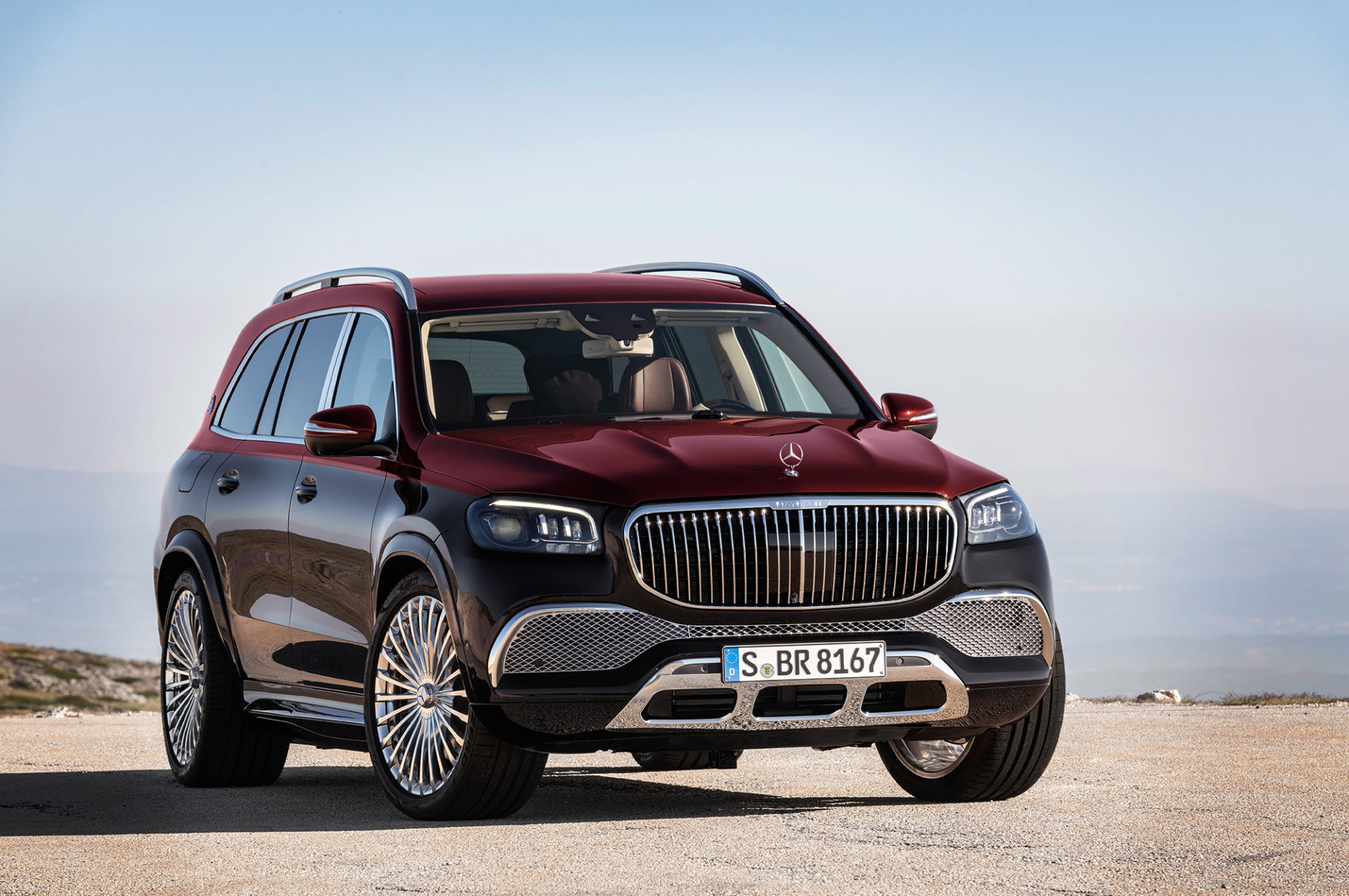 Mercedes-Maybach GLS 600 начал охоту за миллионерами из России