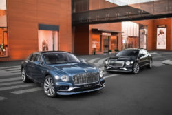 Bentley Flying Spur долетел до России с опозданием.