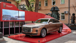 HONGQI ПРИНИМАЕТ УЧАСТИЕ В ВЫСТАВКЕ ММОМА «СОЛНЕЧНЫЙ САД» СО СПЕЦИАЛЬНЫМ ПРОЕКТОМ «ШЕЛКОВЫЙ ПУТЬ»