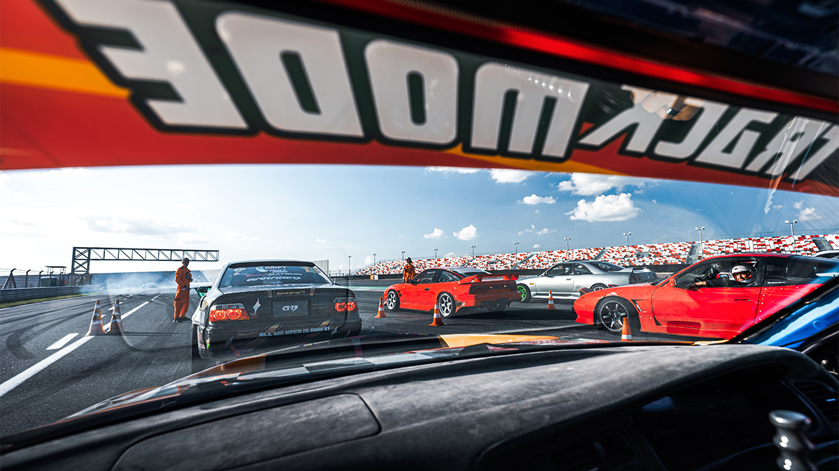 Вы сейчас просматриваете Фестиваль скорости и драйва: Drift Expo на Moscow Raceway — завершение сезона