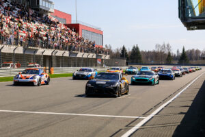 Финал сезона главной супергонки: СБЕР Первый GT Cup. Гран-При Радио Максимум на «Moscow Raceway»